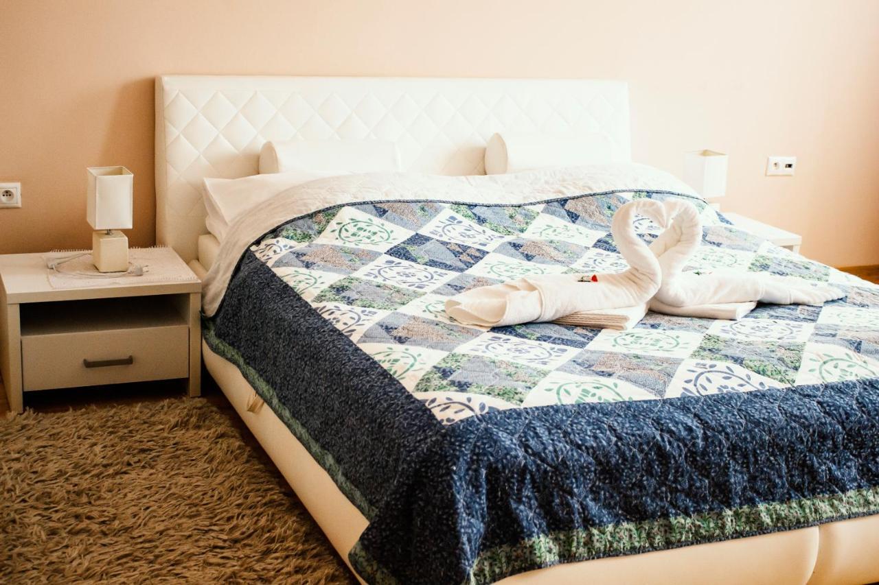 Penzion Anesis - Apartmany Turčianske Teplice Dış mekan fotoğraf